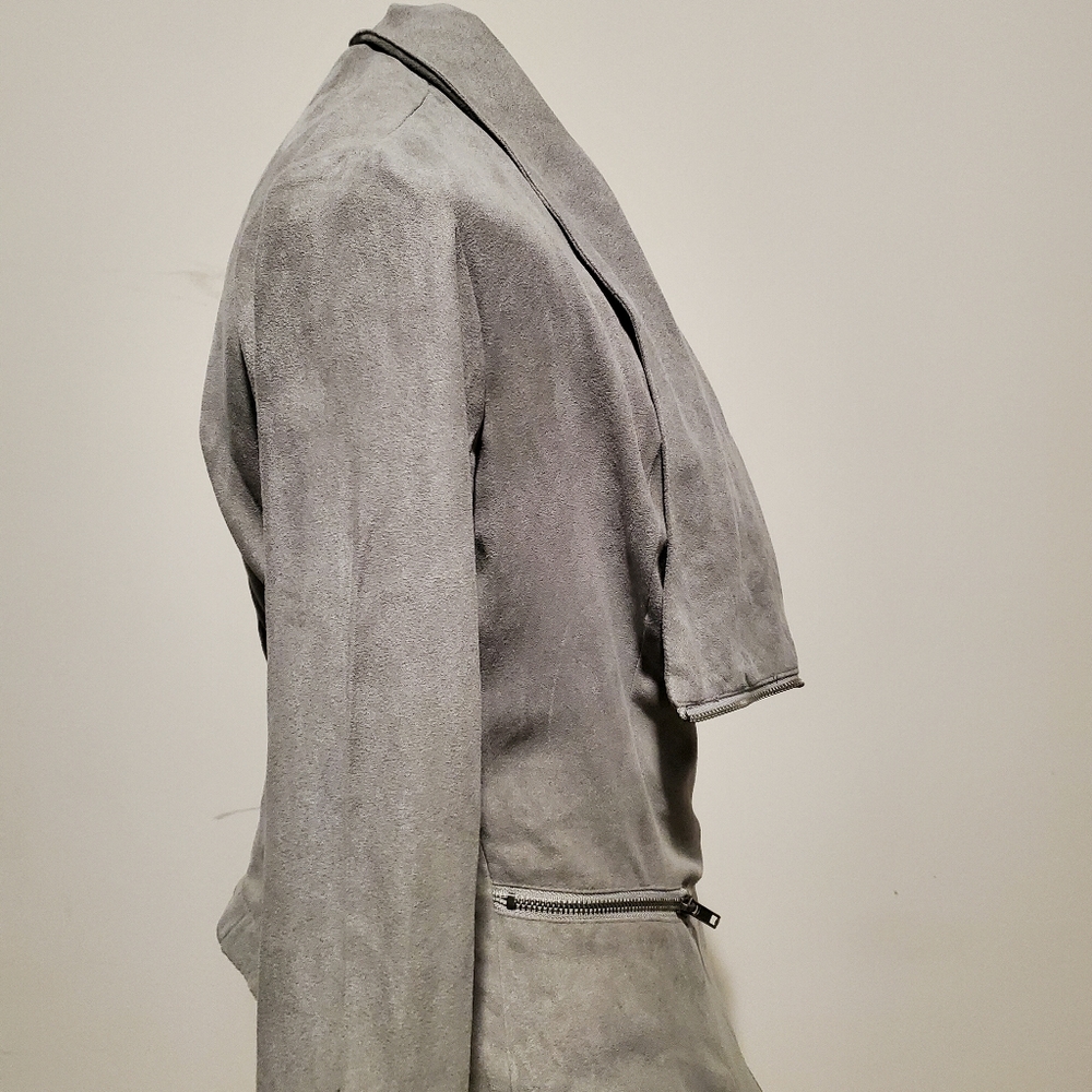 Jacket - Picture 2 of 4